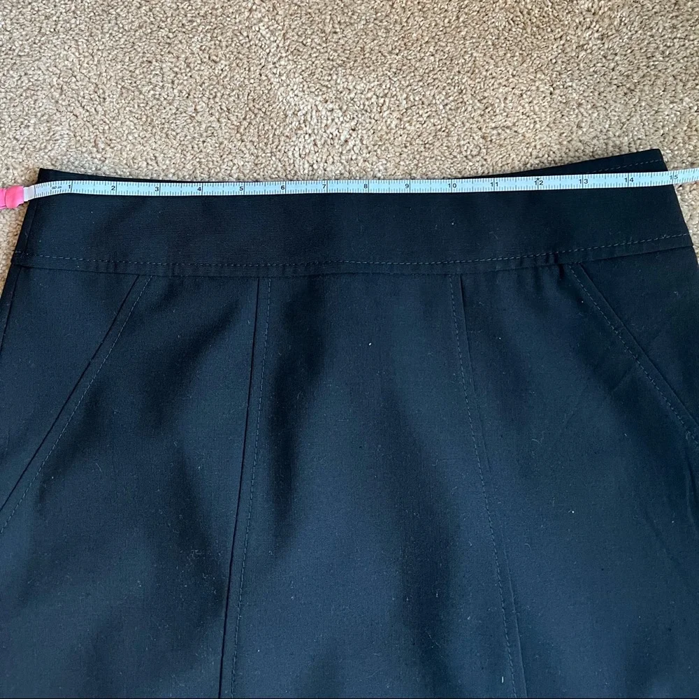 Black Loft Pencil Skirt size 4 closet staple Capsule Wardrobe - Picture 6 of 6